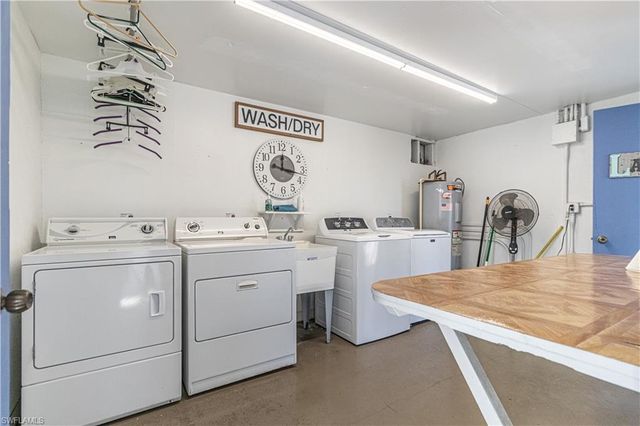 1828 Pine Valley DR 309, Fort Myers, FL 33907