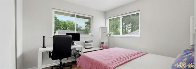1015 Chartres Avenue, University City, MO 63132