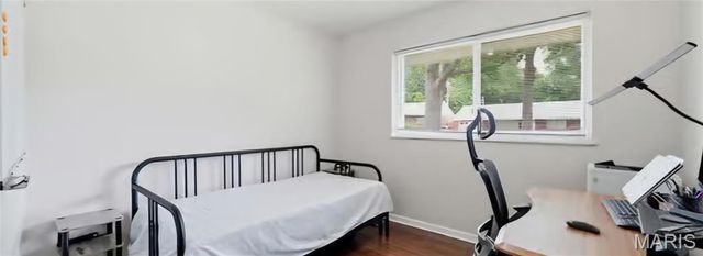 1015 Chartres Avenue, University City, MO 63132