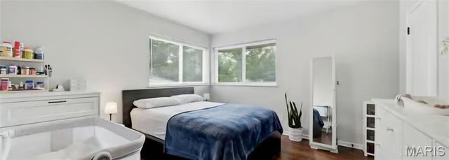 1015 Chartres Avenue, University City, MO 63132