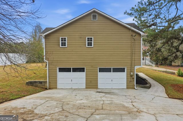 71 King Arthur Court, Dallas, GA 30157