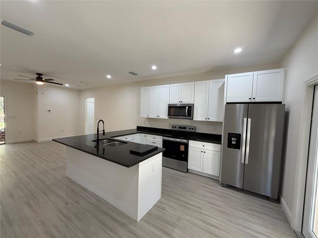 1311 NE 3RD AVENUE, Gainesville, FL 32641