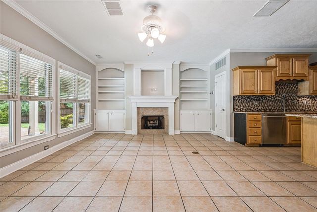 10108 MARKWOOD OAK DR, Lakeland, TN 38002