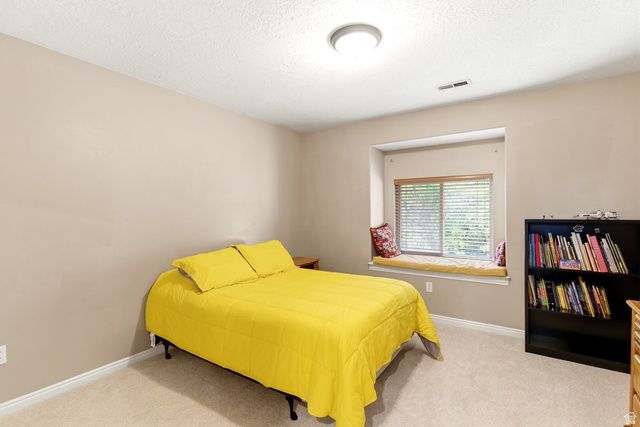 1602 HARVEY RD, Fruit Heights, UT 84037