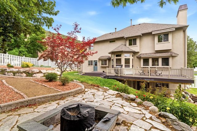 1602 HARVEY RD, Fruit Heights, UT 84037