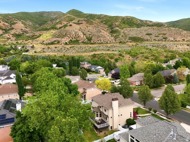 1602 HARVEY RD, Fruit Heights, UT 84037