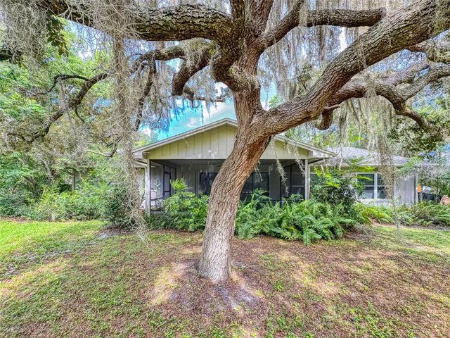 799 E LEHIGH DRIVE, Deltona, FL 32738