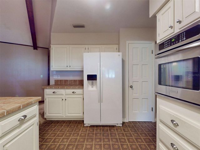 799 E LEHIGH DRIVE, Deltona, FL 32738