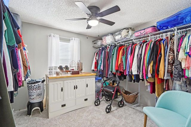 412 Oak Lodge Road, Waterford, WI 53185