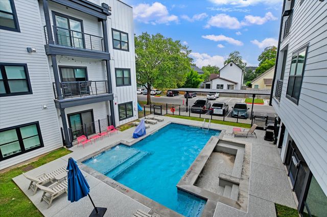3101 Govalle Ave 207, Austin, TX 78702