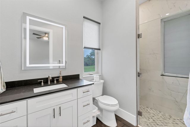 145 Pavilion DR, Cedar Creek, TX 78612