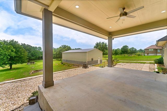 145 Pavilion DR, Cedar Creek, TX 78612