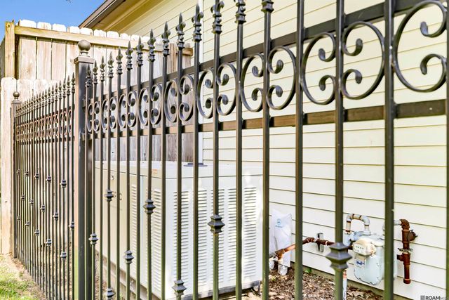 1112 S Eugene St, Baton Rouge, LA 70806