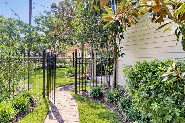 1112 S Eugene St, Baton Rouge, LA 70806