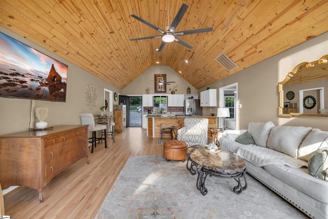 151 Pioneer Road, Waterloo, SC 29384