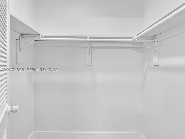 3626 NE 168th St 202, North Miami Beach, FL 33160