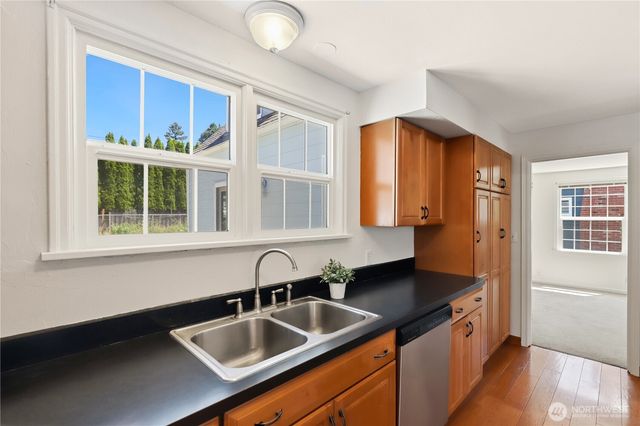 2926 Hawthorne Place SE, Olympia, WA 98501