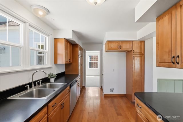 2926 Hawthorne Place SE, Olympia, WA 98501