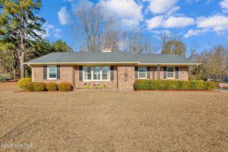 405 West Road, Lumberton, NC 28358