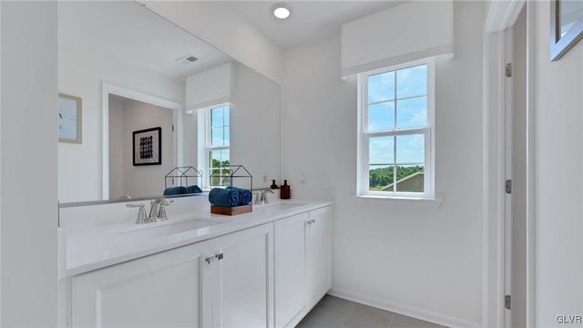2117 Isabel Lane, Lower Macungie Twp, PA 18103
