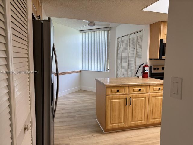9531 Seagrape Dr 202, Davie, FL 33324