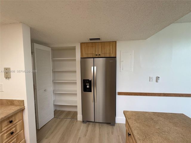 9531 Seagrape Dr 202, Davie, FL 33324