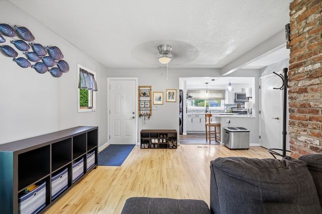 36 Wheeler Drive, Enfield, CT 06082