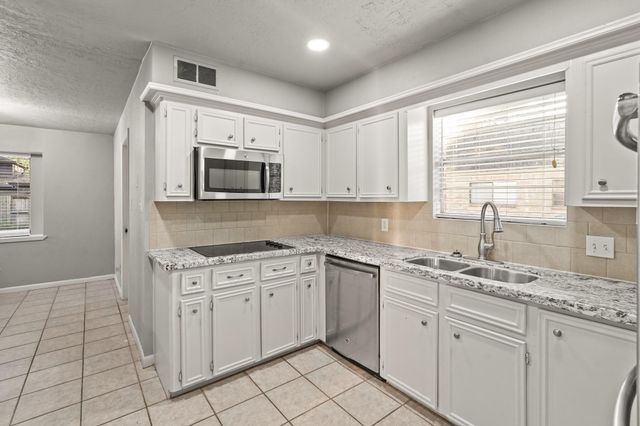 17410 Spicewood Springs Lane, Spring, TX 77379