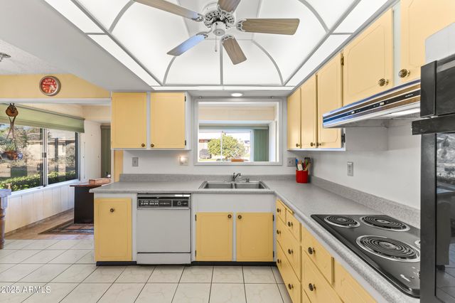 12910 W MAPLEWOOD Drive, Sun City West, AZ 85375