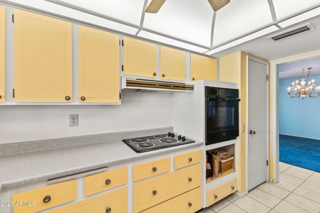 12910 W MAPLEWOOD Drive, Sun City West, AZ 85375