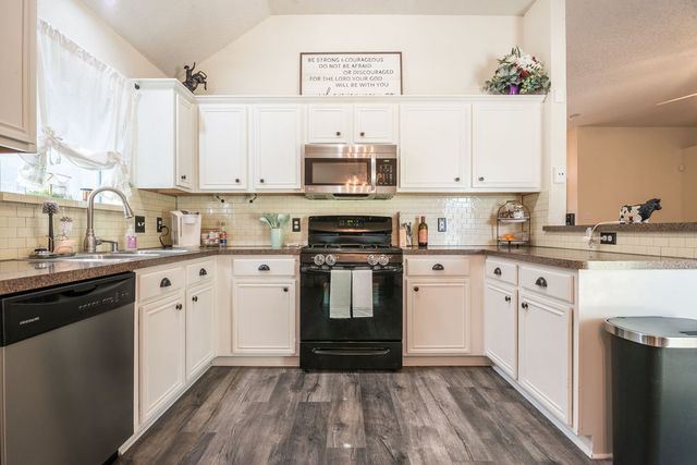 3029 Canary Lane, Midlothian, TX 76065