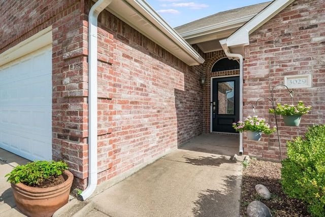 3029 Canary Lane, Midlothian, TX 76065