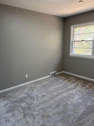 2814 S Elizabeth, Wichita, KS 67217