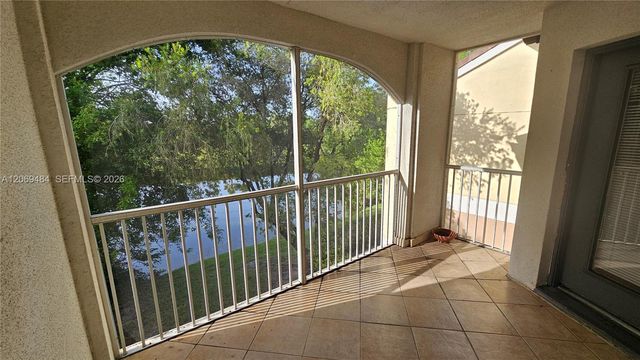 815 W Boynton Beach Boulevard 4-205, Boynton Beach, FL 33426