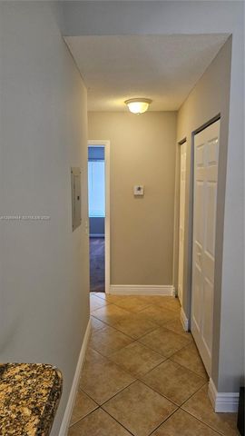 815 W Boynton Beach Boulevard 4-205, Boynton Beach, FL 33426