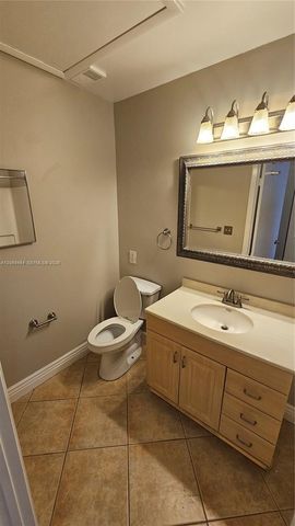 815 W Boynton Beach Boulevard 4-205, Boynton Beach, FL 33426