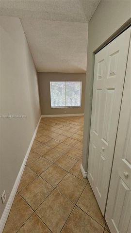 815 W Boynton Beach Boulevard 4-205, Boynton Beach, FL 33426