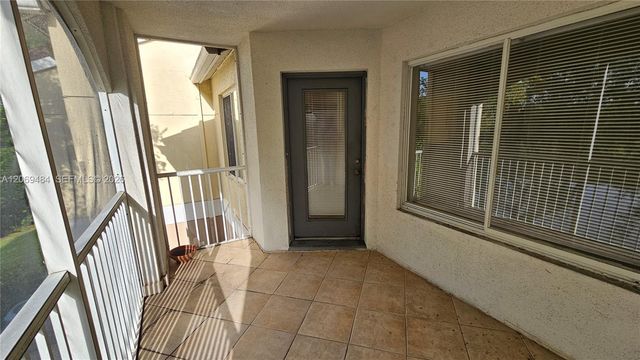 815 W Boynton Beach Boulevard 4-205, Boynton Beach, FL 33426