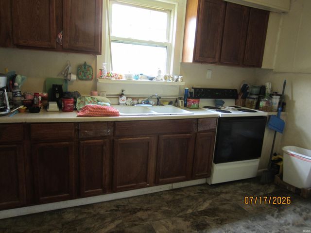 607 E Christy Street, Marion, IN 46952