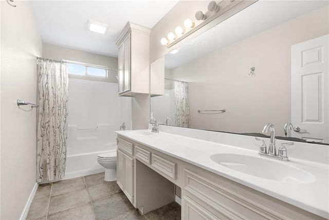 15325 DASMARINAS Dr, Corpus Christi, TX 78418