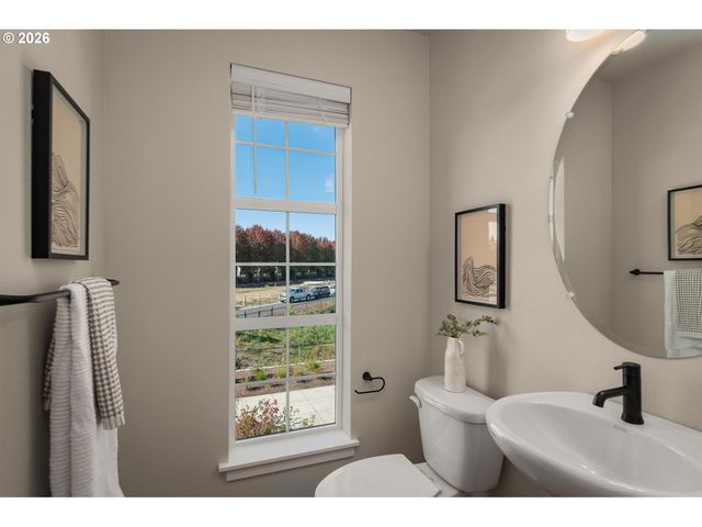 5093 Se DAVIS Rd, Hillsboro, OR 97123