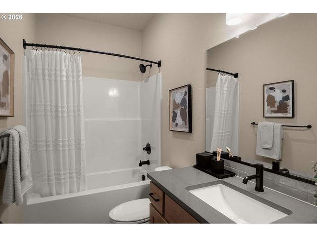 5093 Se DAVIS Rd, Hillsboro, OR 97123