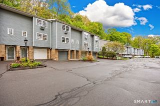 250 Summer Street 19F, Southington, CT 06479