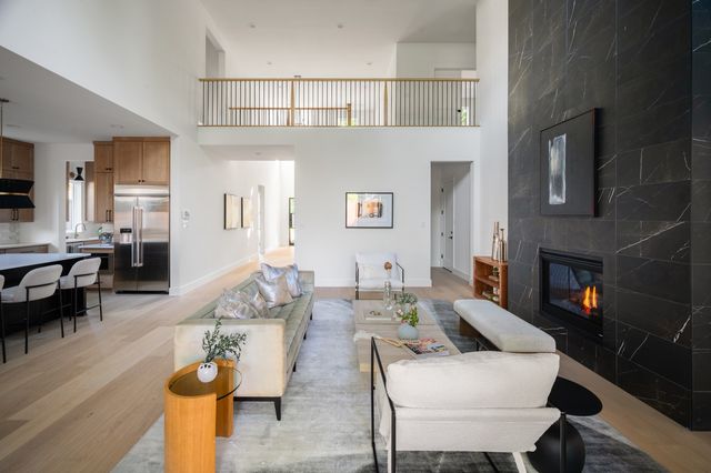 544 Kirkwood Drive, Dallas, TX 75218