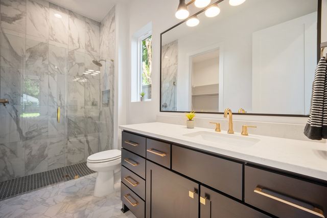544 Kirkwood Drive, Dallas, TX 75218
