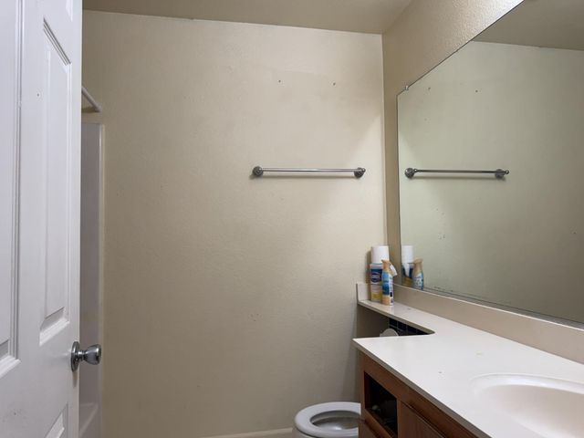 8763 Sunny Breeze Way, Sacramento, CA 95828