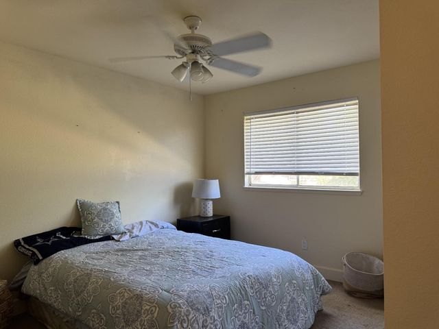 8763 Sunny Breeze Way, Sacramento, CA 95828