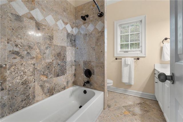 1001 Laurel Ridge Drive, Mcdonough, GA 30252