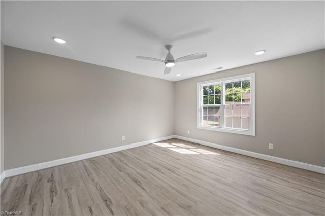 1885 Paragon Drive, Winston-salem, NC 27127