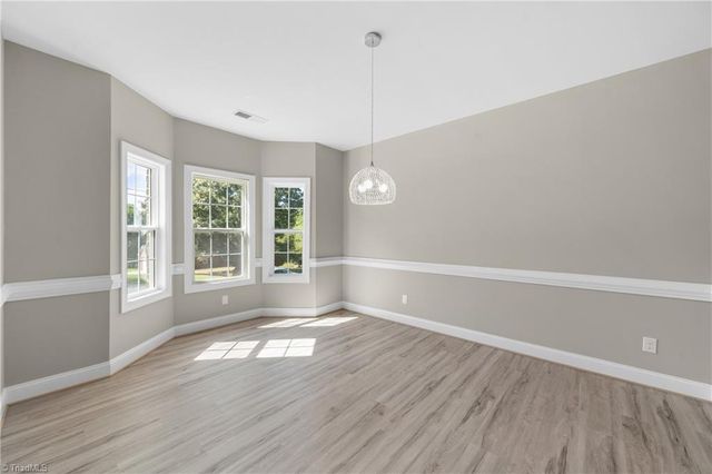 1885 Paragon Drive, Winston-salem, NC 27127